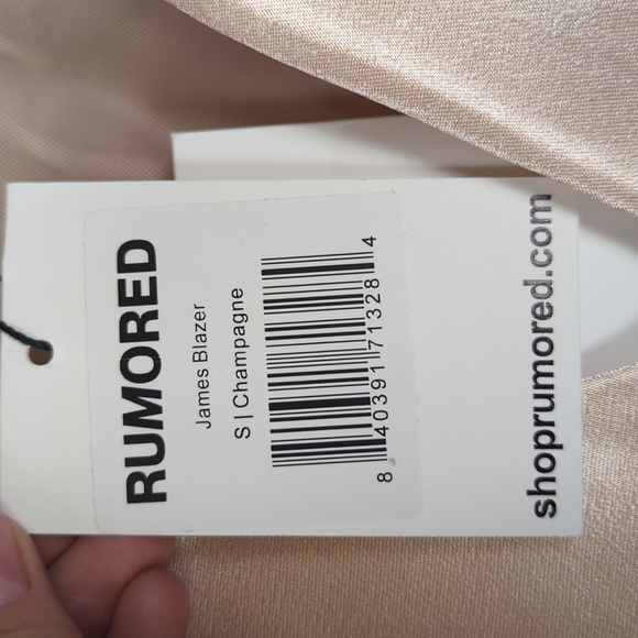 Rumored Women's Champagne Satin Oversized James Blazer Size S - Picture 6 of 9